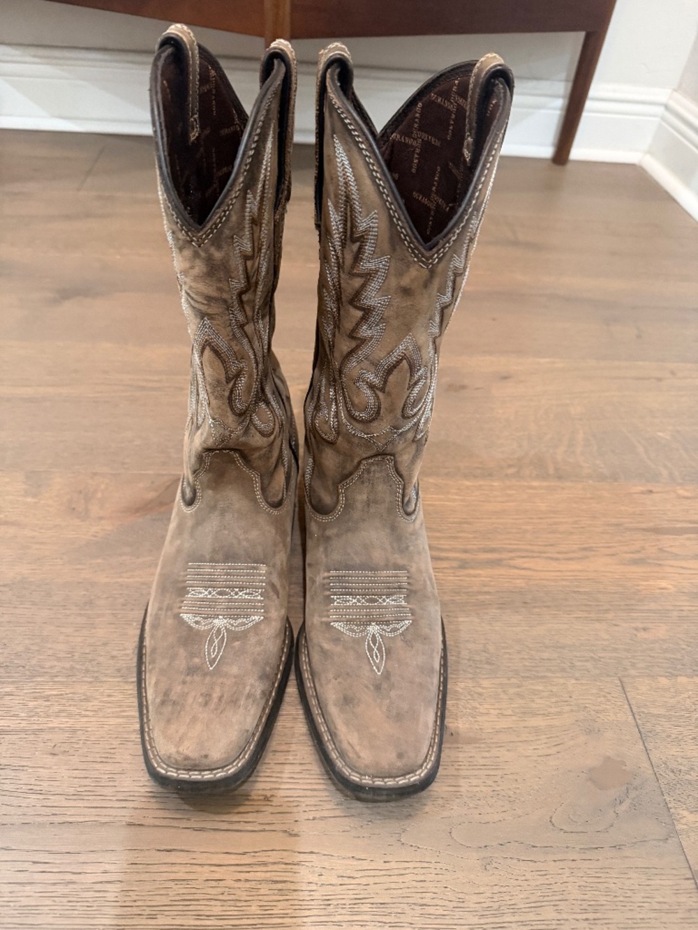Durango Women’s 9.5 Cowboy Boots
